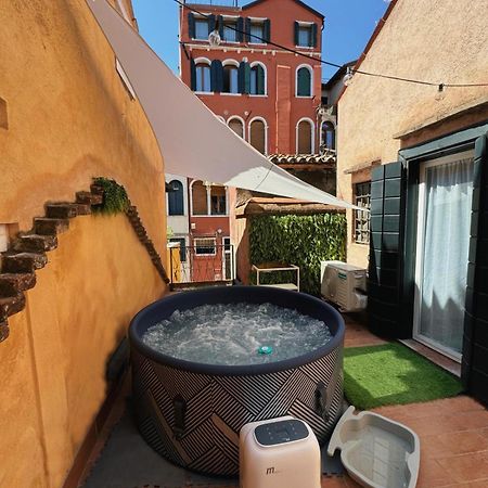 Suite Rava - San Marco With Pool Venetië Buitenkant foto