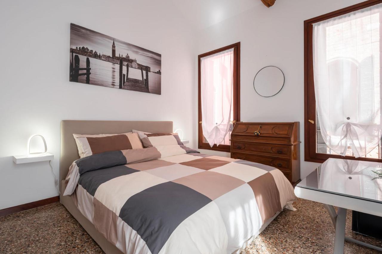 Suite Rava - San Marco With Pool Venetië Buitenkant foto