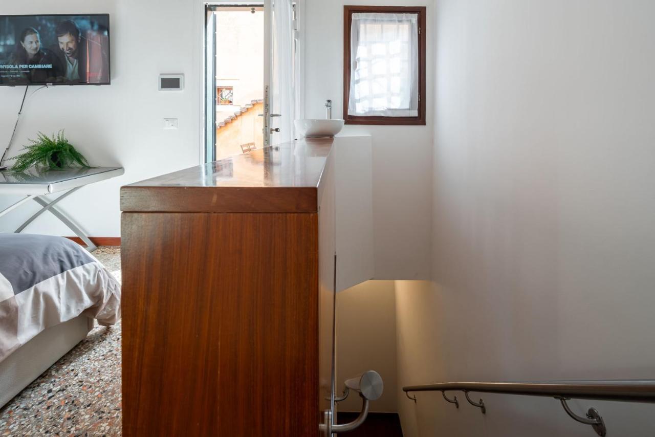Suite Rava - San Marco With Pool Venetië Buitenkant foto