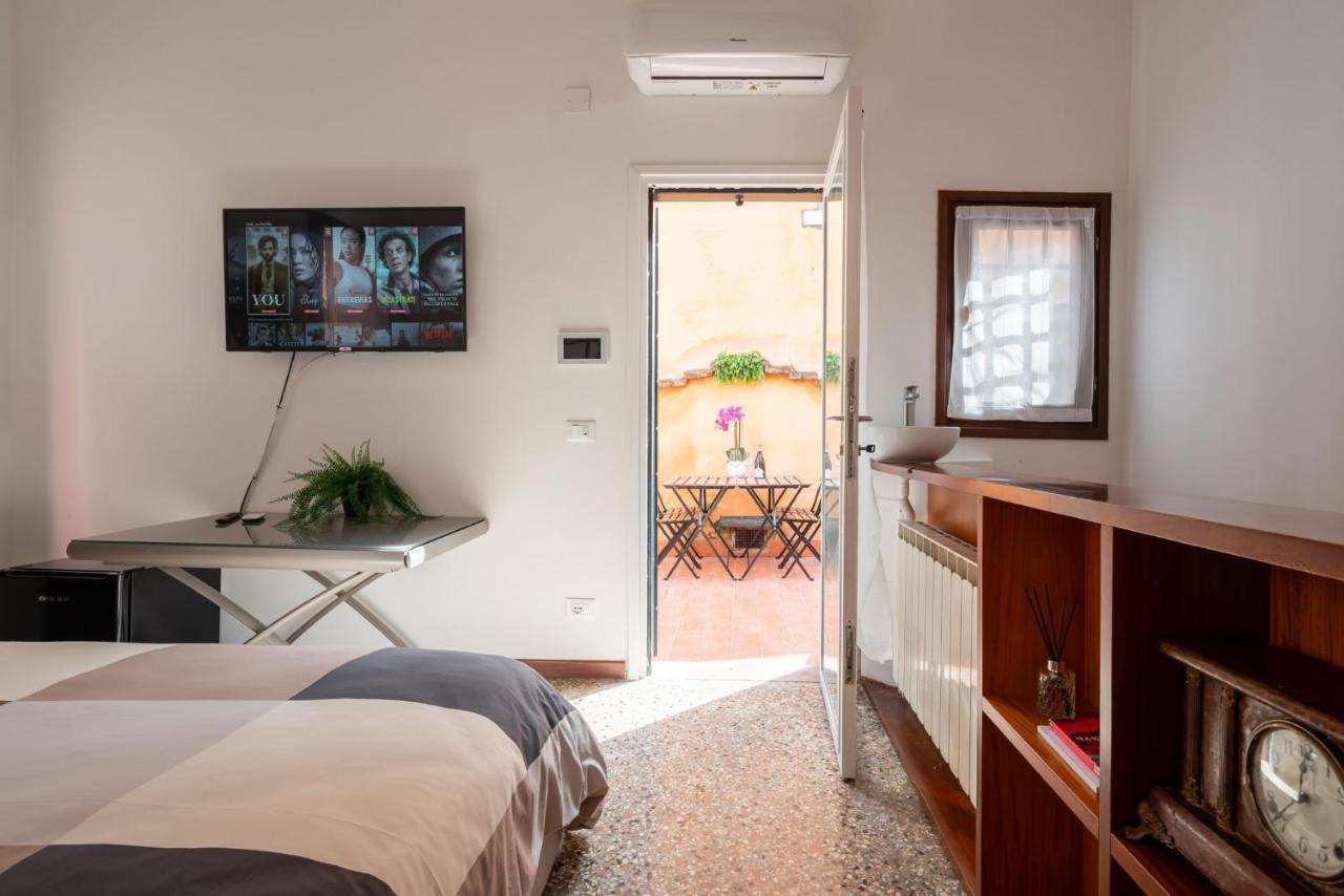 Suite Rava - San Marco With Pool Venetië Buitenkant foto